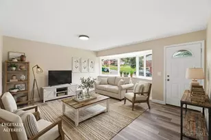 2751 Pickmeier Ln, Cincinnati, OH 45211 - Photo 2