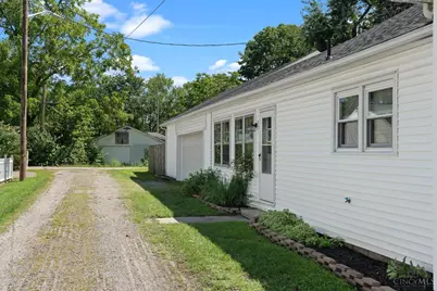 125 W Fancy, Blanchester, OH 45107 - Photo 4