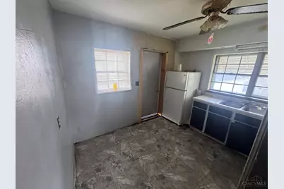 231 Edgewood Avenue, Greenfield, OH 45123 - Photo 6