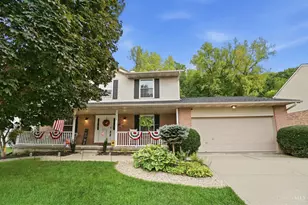 565 Riverbend Ct, Fairfield, OH 45014 - Photo 2