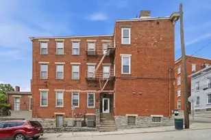 561 Milton St, Cincinnati, OH 45202 - Photo 4