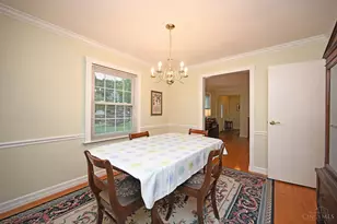 1925 Fullerton Dr, Springfield Township, OH 45240 - Photo 12