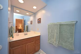 1925 Fullerton Dr, Springfield Township, OH 45240 - Photo 28