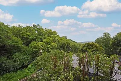 945 Parkside Place, Cincinnati, OH 45202 - Photo 8