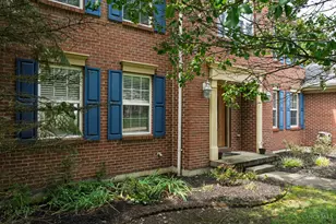 5593 Eden Ridge Dr, Green Township, OH 45247 - Photo 4