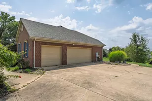 5593 Eden Ridge Dr, Green Township, OH 45247 - Photo 38