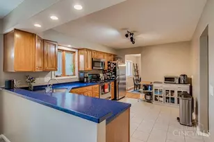 5558 Foxrun Ct, Cincinnati, OH 45239 - Photo 12