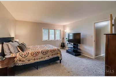 5558 Foxrun Court, Cincinnati, OH 45239 - Photo 22
