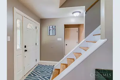 5558 Foxrun Court, Cincinnati, OH 45239 - Photo 4