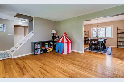 5558 Foxrun Court, Cincinnati, OH 45239 - Photo 6