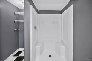 1634 Centerridge Ave, Cincinnati, OH 45231 - Photo 18