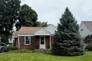 7716 Dearborn Ave, Deer Park, OH 45236 - Photo 1