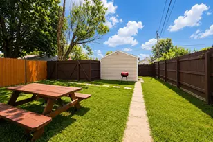1207 Dayton St, Hamilton, OH 45011 - Photo 2
