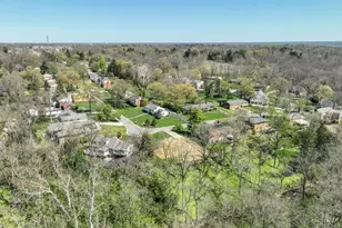 8800 Sandymar Dr, Sycamore Township, OH 45242 - Photo 8