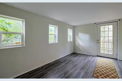 558 Missouri Avenue, Cincinnati, OH 45226 - Photo 14