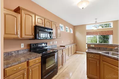 7886 Bridge Point Drive, Cincinnati, OH 45248 - Photo 16