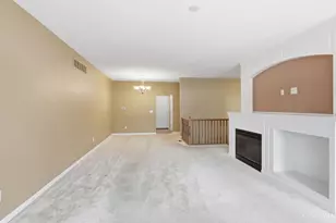 7886 Bridge Point Dr, Cincinnati, OH 45248 - Photo 4