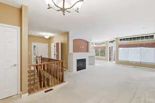 7886 Bridge Point Dr, Cincinnati, OH 45248 - Photo 6