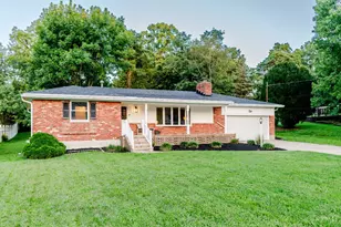 1094 Pamela Rd, Anderson Township, OH 45255 - Photo 2