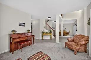 926 Birch Grove, Hamilton Township, OH 45152 - Photo 6