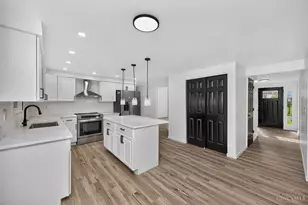 12022 Kenn Rd, Springdale, OH 45240 - Photo 16