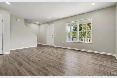 2637 Grover Hill Avenue, Cincinnati, OH 45212 - Photo 6