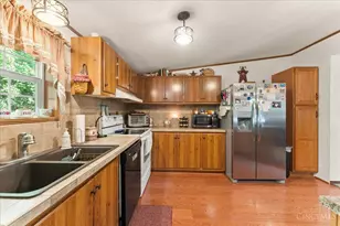 346 Bear Creek Rd, Washington Township, OH 45120 - Photo 8