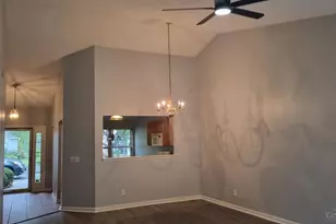 210 Elmwood Dr, Springboro, OH 45066 - Photo 4