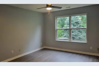 210 Elmwood Drive, Springboro, OH 45066 - Photo 6