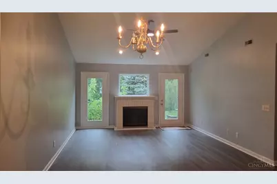210 Elmwood Drive, Springboro, OH 45066 - Photo 2