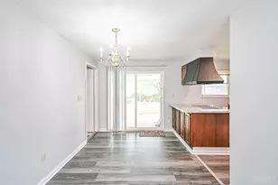 795 Castro Ln, Springdale, OH 45246 - Photo 8