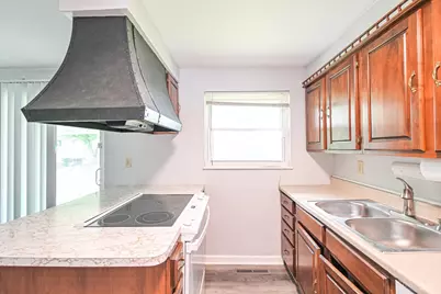 795 Castro Lane, Springdale, OH 45246 - Photo 12