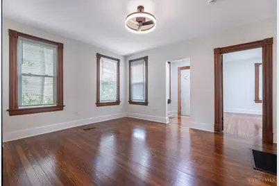 2728 Silverleaf Avenue, Cincinnati, OH 45212 - Photo 4