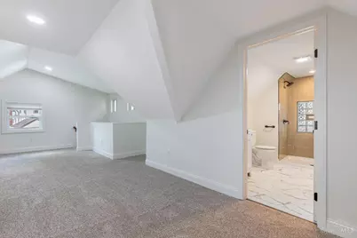 2728 Silverleaf Avenue, Cincinnati, OH 45212 - Photo 22