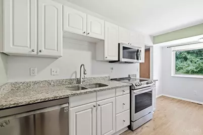 4354 Cloverhill Terrace, Delhi Township, OH 45238 - Photo 10