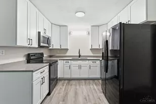 602 S 1st St, Trenton, OH 45067 - Photo 8