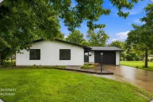 602 S 1st St, Trenton, OH 45067 - Photo 1