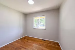 9707 Wescott Rd, Springfield Township, OH 45231 - Photo 16