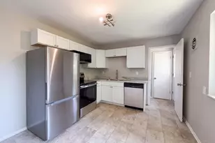9707 Wescott Rd, Springfield Township, OH 45231 - Photo 2