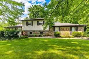 6404 Tylersville Rd, West Chester, OH 45069 - Photo 1