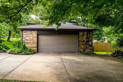 6404 Tylersville Road, West Chester, OH 45069 - Photo 38
