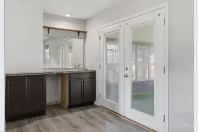 6404 Tylersville Road, West Chester, OH 45069 - Photo 26