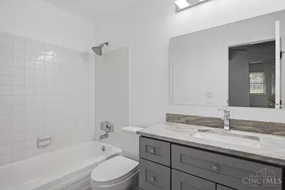 6404 Tylersville Road, West Chester, OH 45069 - Photo 12