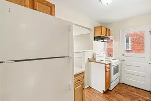 1526 Clovernoll Dr, Cincinnati, OH 45231 - Photo 16