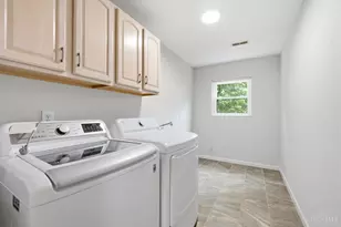 12100 Deer Chase Dr, Springfield Township, OH 45240 - Photo 20