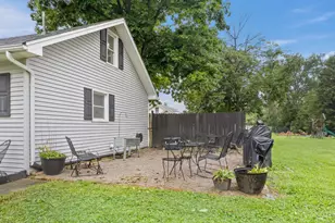 124 Clark St, Bethel, OH 45106 - Photo 8
