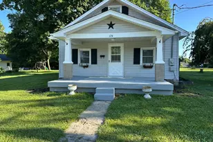 124 Clark St, Bethel, OH 45106 - Photo 2