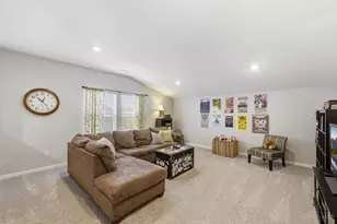 9328 Gardenside Ln, Deerfield Township, OH 45140 - Photo 24