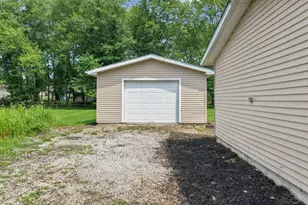 3417 Cole Rd, Pierce Township, OH 45102 - Photo 4