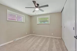 8613 Brent Dr, Springfield Township, OH 45231 - Photo 16